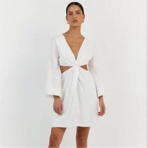 DISSH Tina White Linen Twist Mini Dress Size 4 Cutout Long Sleeve V-Neck
